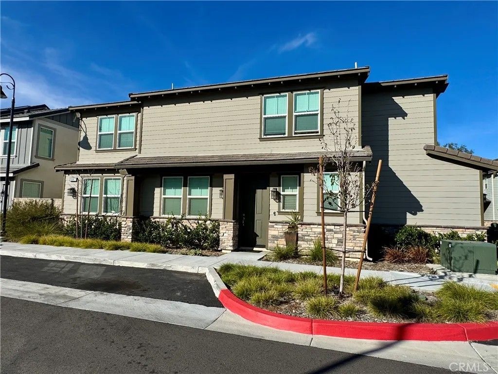 Photo of 15008 Gallery Way #1, Fontana, CA 92336 (MLS # IG26007021)