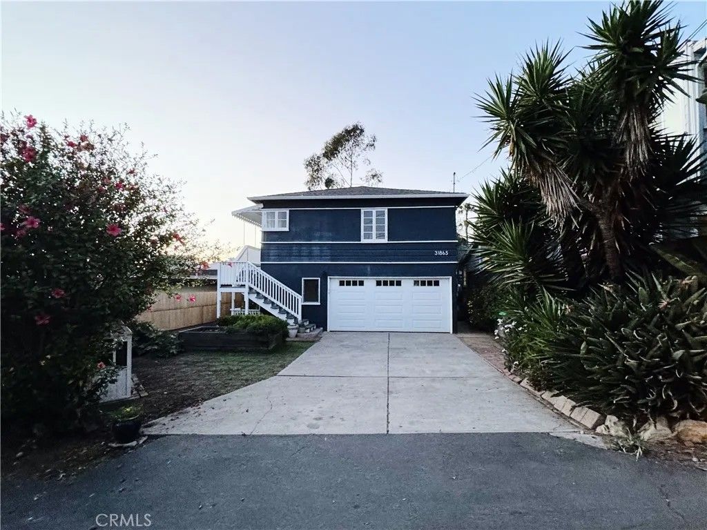 Photo of 31865 8th Ave, Laguna Beach, CA 92651 (MLS # LG26084097)