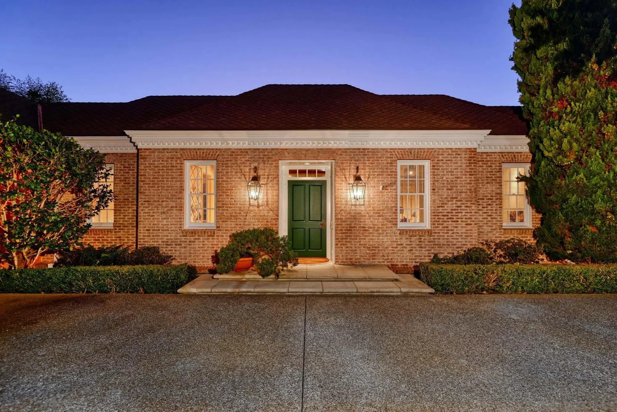 La Jolla, California 92037, United States, 3 Bedrooms Bedrooms, ,4 BathroomsBathrooms,Residential,Active,204382