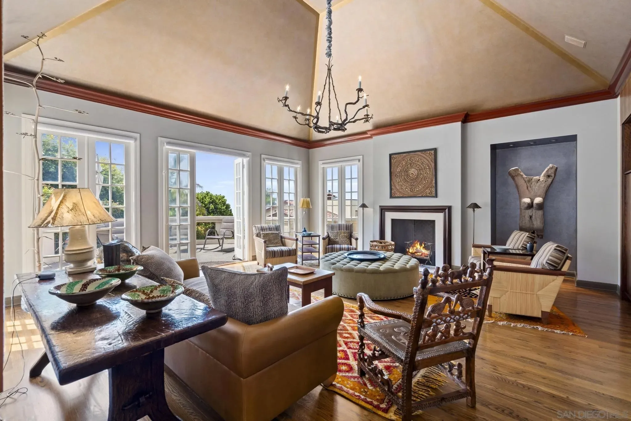 La Jolla, California 92037, United States, 3 Bedrooms Bedrooms, ,4 BathroomsBathrooms,Residential,Active,204382