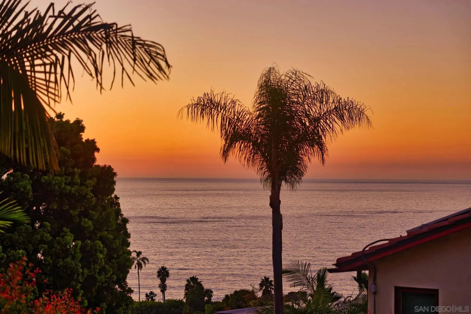 La Jolla, California 92037, United States, 3 Bedrooms Bedrooms, ,4 BathroomsBathrooms,Residential,Active,204382