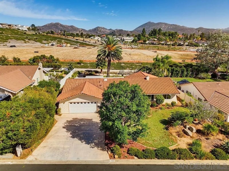 17253 Saint Andrews Drive