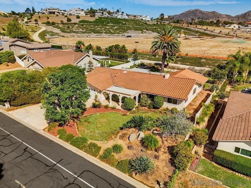 17253 Saint Andrews Drive
