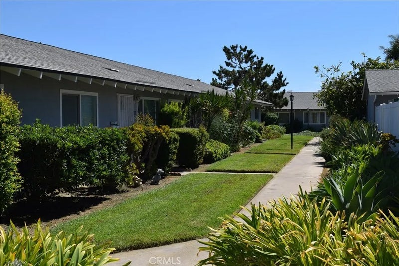 2030 E Santa Clara D2