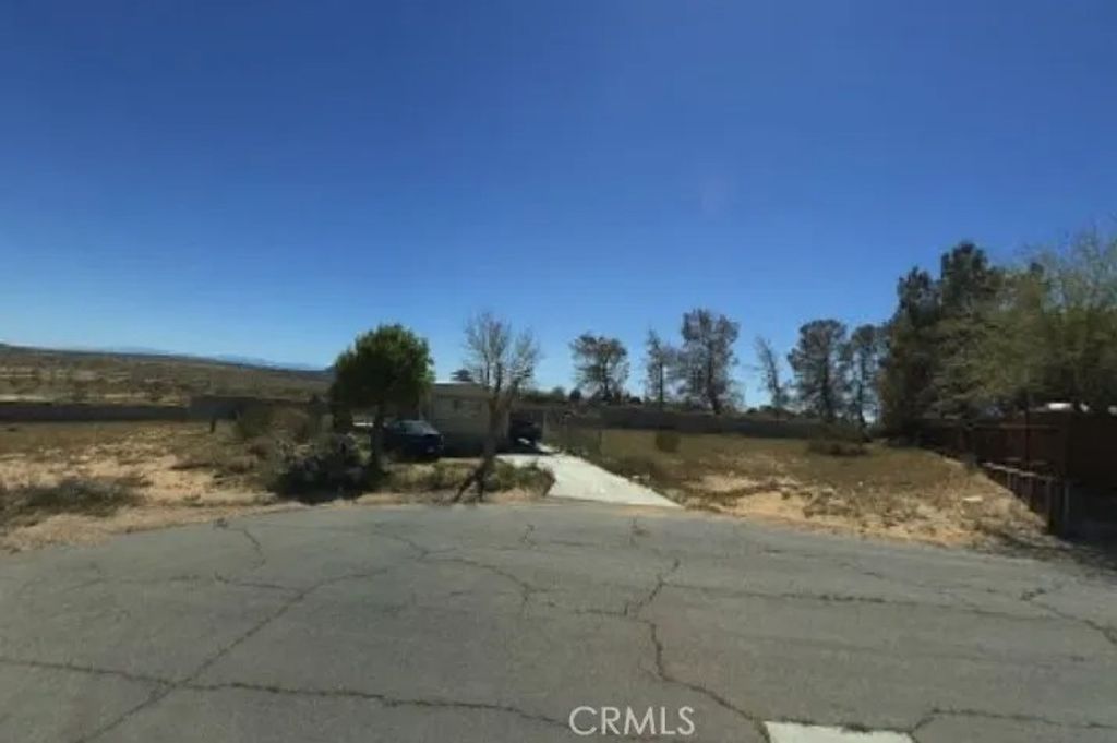 Photo of 343 Morning Glory Ct, California City, CA 93505 (MLS # HD26085616)