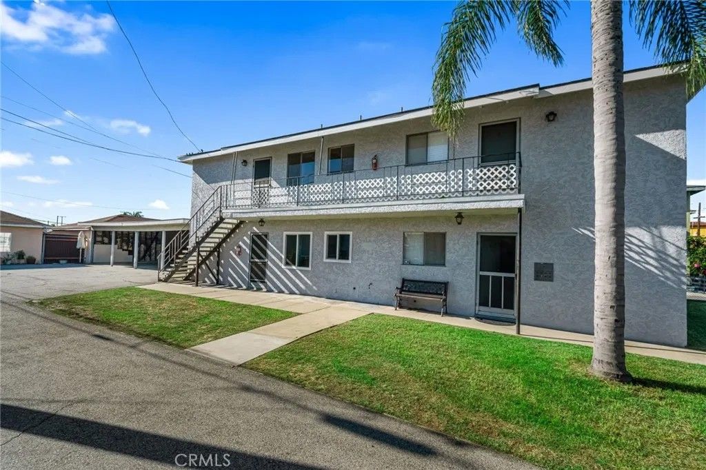 Photo of 6514 Foster Bridge Boulevard, Bell Gardens, CA 90201 (MLS # DW26006061)