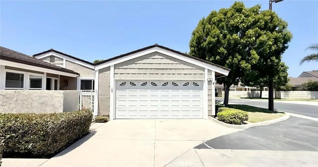 12 Primrose, Irvine