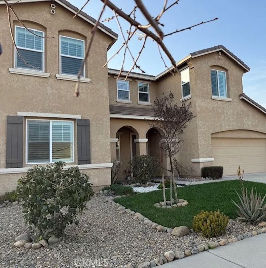 Photo of 429 Carly Anne Dr, Merced, CA 95341 (MLS # MC26029951)