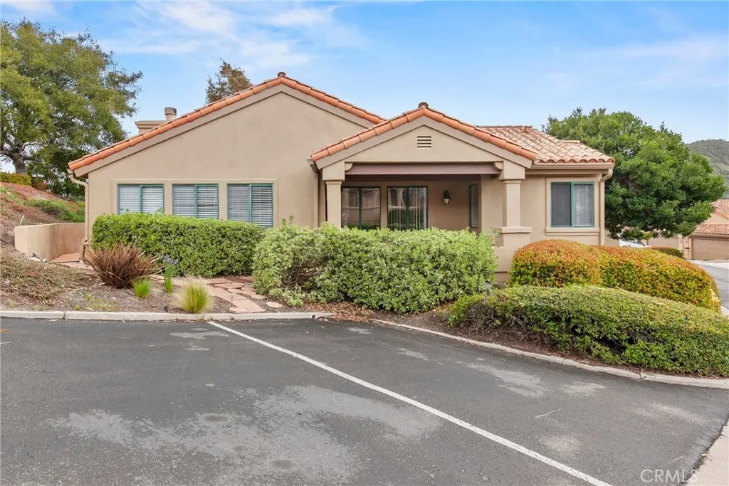 6490 Twinberry Circle