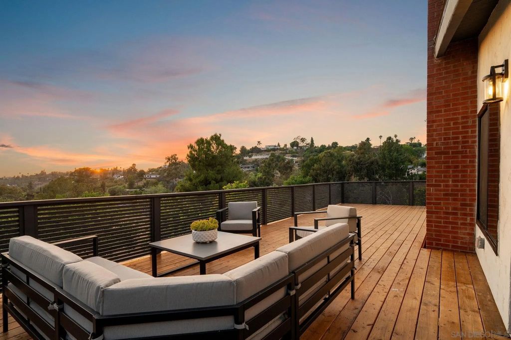 Photo of 4360 Helix Canyon Dr, La Mesa, CA 91941 (MLS # 260011711)