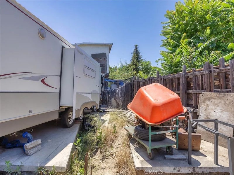 4463 Bellflower