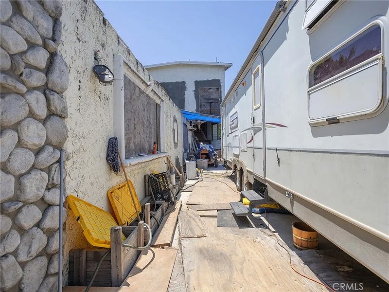 4463 Bellflower