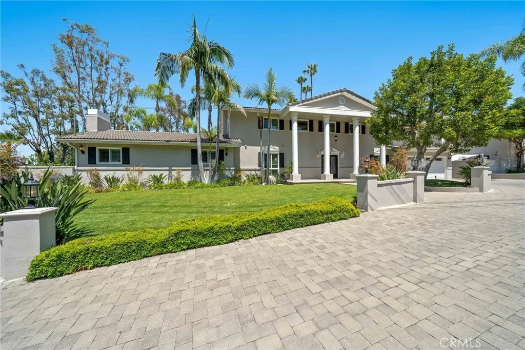 5012 Sanlo Place