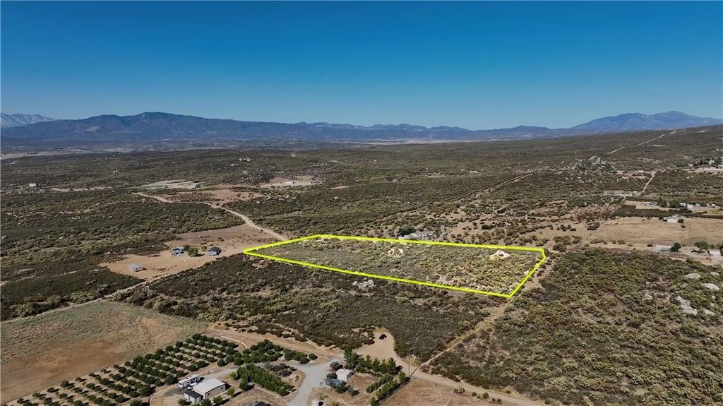 Photo of 28 Rycon, Aguanga, CA 92536 (MLS # SW24182848)