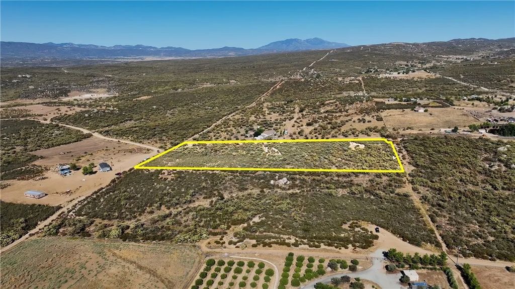 Photo of 28 Rycon, Aguanga, CA 92536 (MLS # SW24182848)