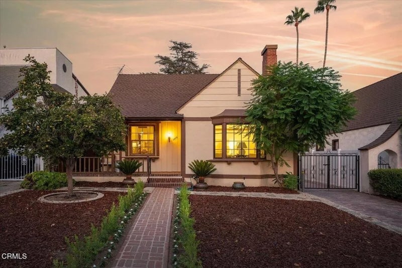 1226 Carmen Drive