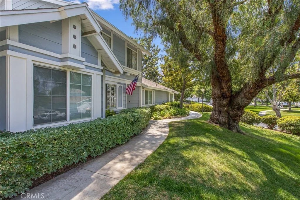 25852 Sunrise Way