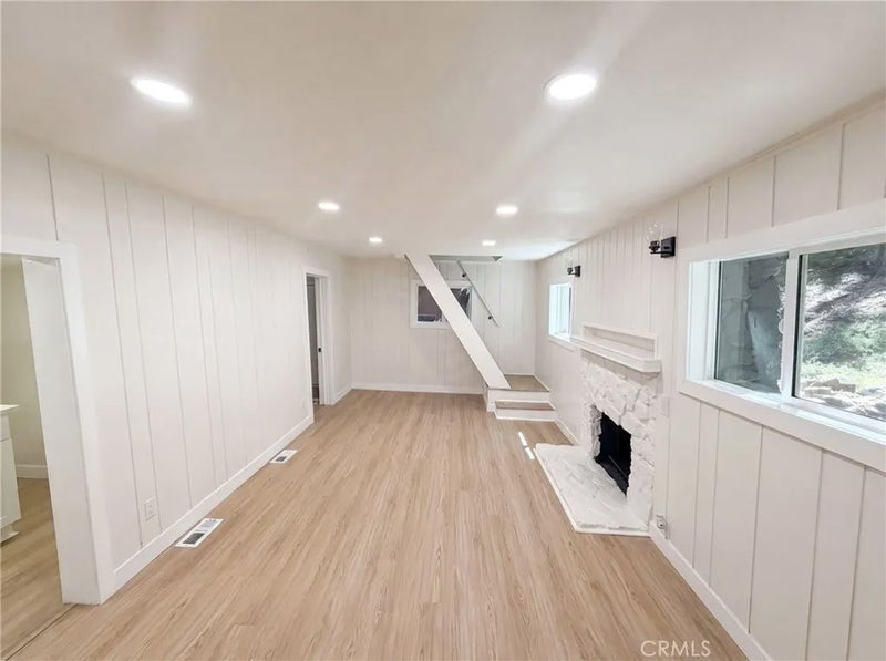 982 Oak