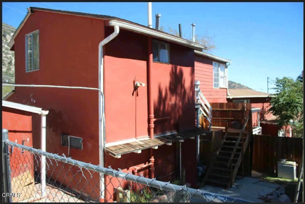 3904 Mount Pinos Way