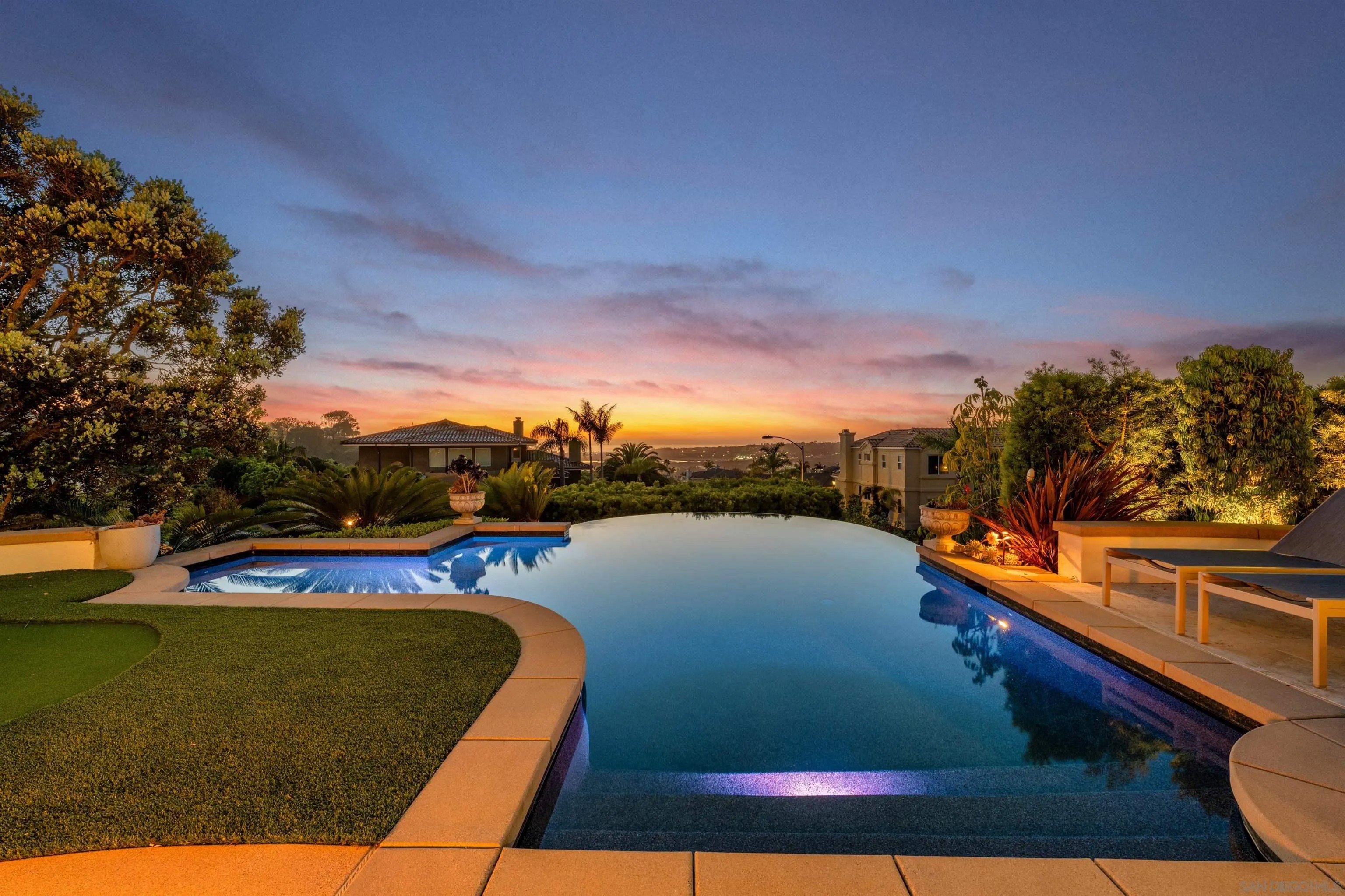 3930 Torrey Hills Lane