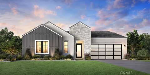 2058 E Pearl Street Encinitas CA 92024