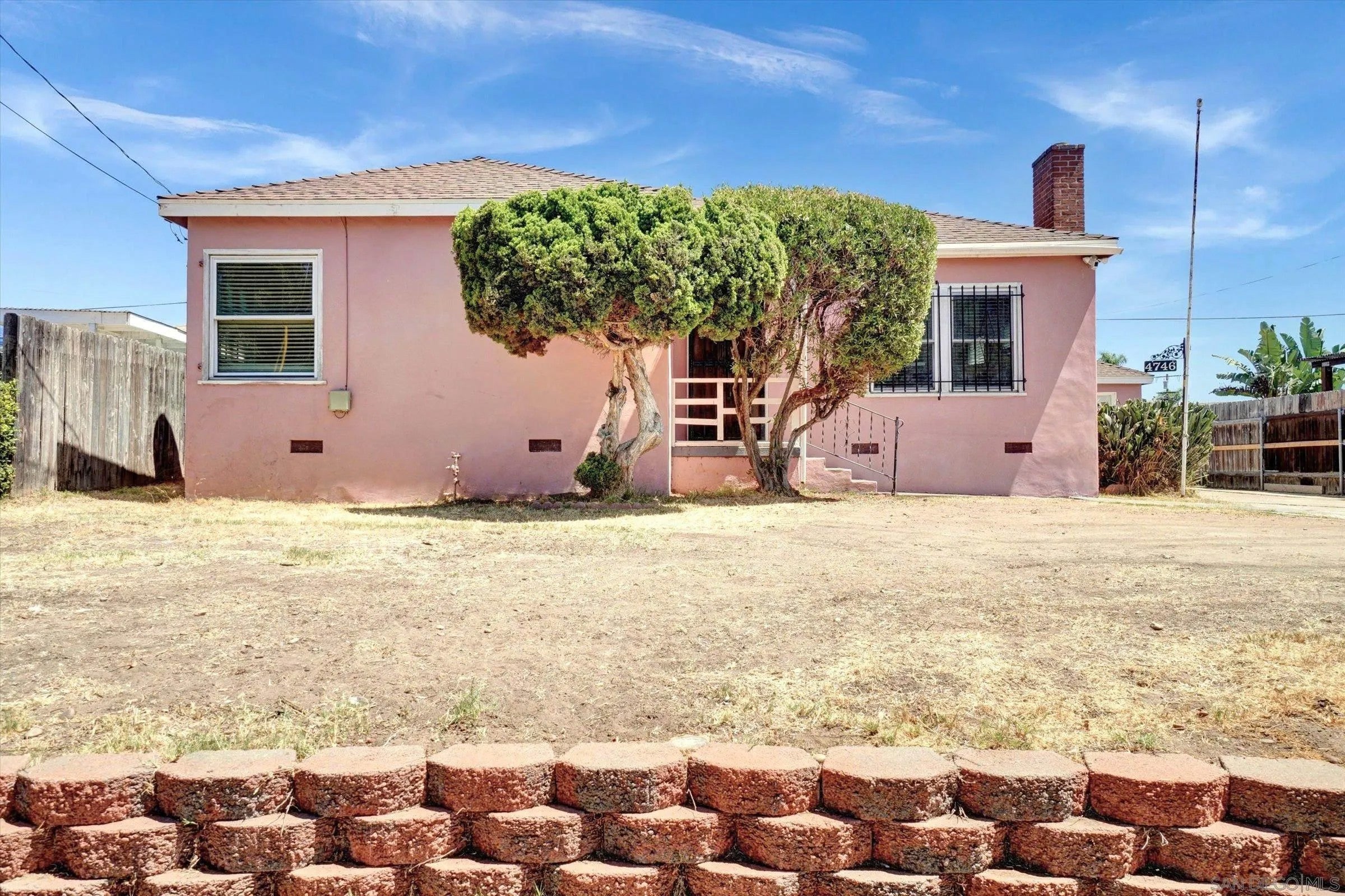 4746 Beech