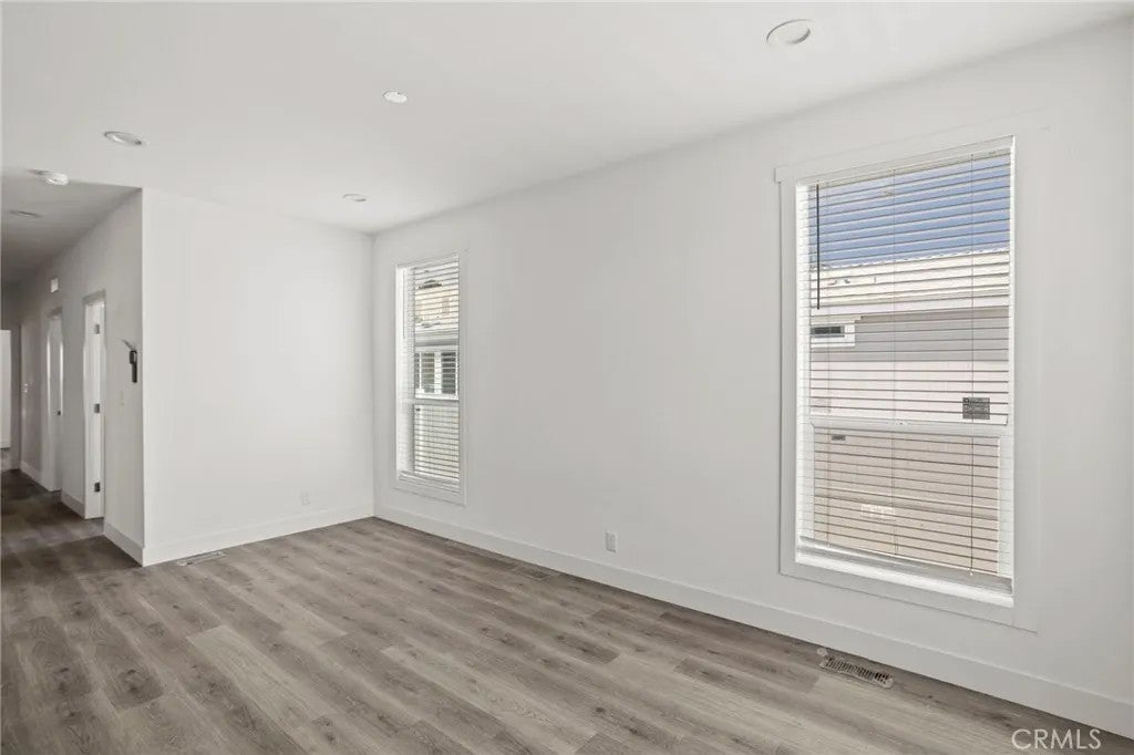 3030 Oceanside 65