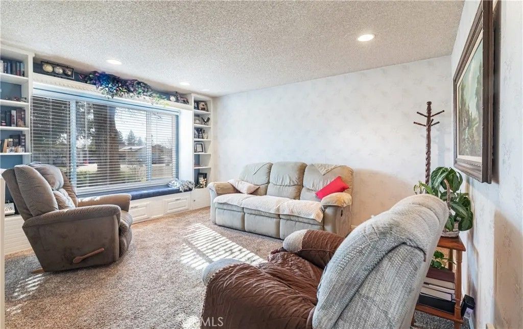 Photo of 1707 Gettysburg Ave, Clovis, CA 93611 (MLS # FR26010952)