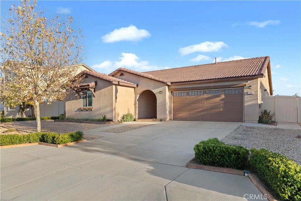 Photo of 1707 Wheelbarrow Way, San Jacinto, CA 92582 (MLS # IG25275787)