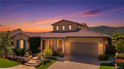 Photo of 19 Entorno ST, Rancho Mission Viejo, CA 92694 (MLS # OC26097579)