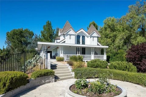 28933 Wagon Road Agoura Hills CA 91301