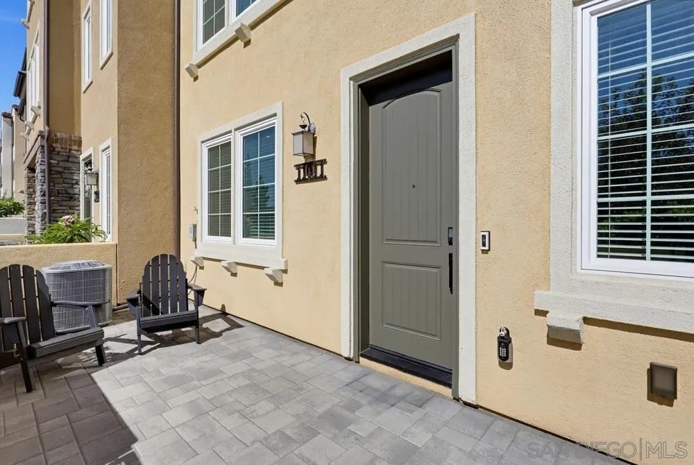 11011 Logan Way