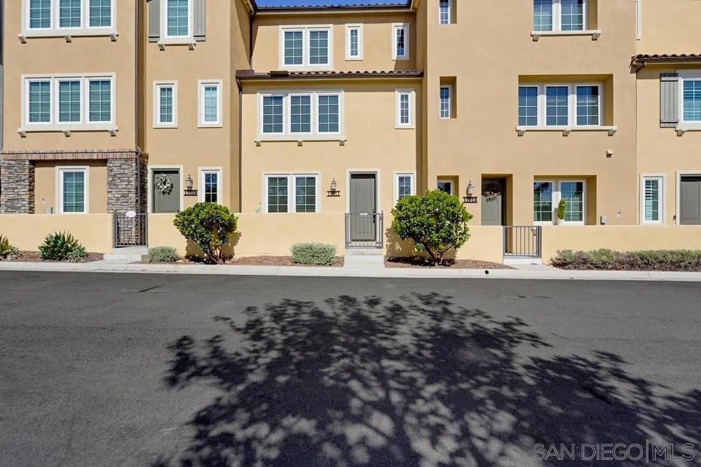 11011 Logan Way