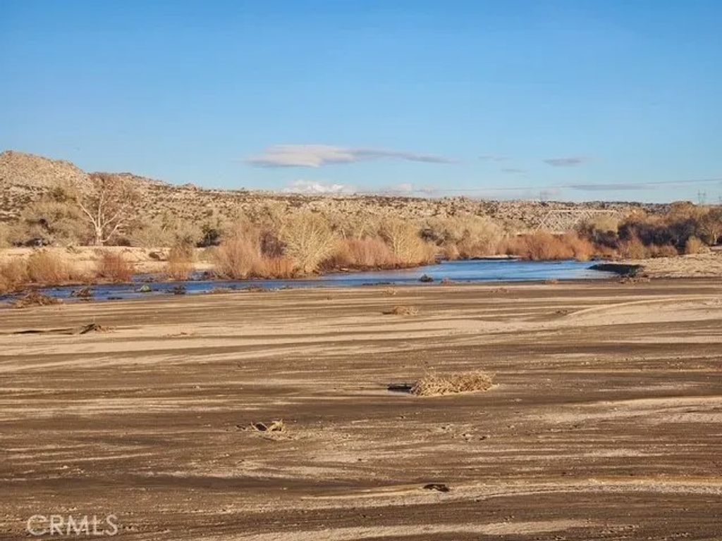 Photo of 0 Turner, Victorville, CA 92394 (MLS # ND25261613)