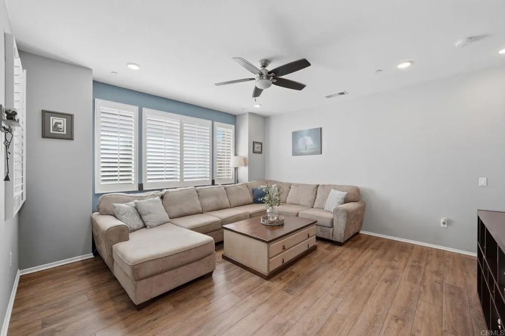 1251 Paseo Sea Grass 114