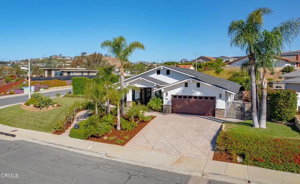 621 Creekmont Court