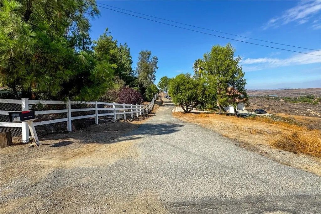 Photo of 1 Heizer, Perris, CA 92570 (MLS # IV25222139)
