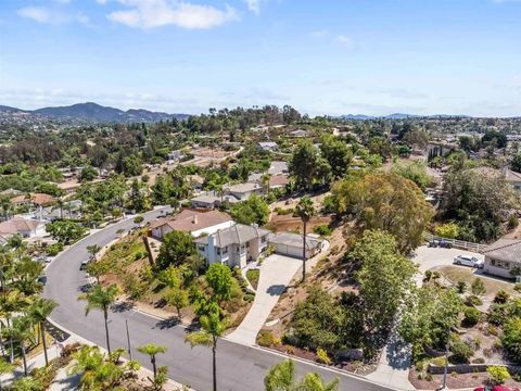 1957 Cresthaven Drive Vista CA 92084
