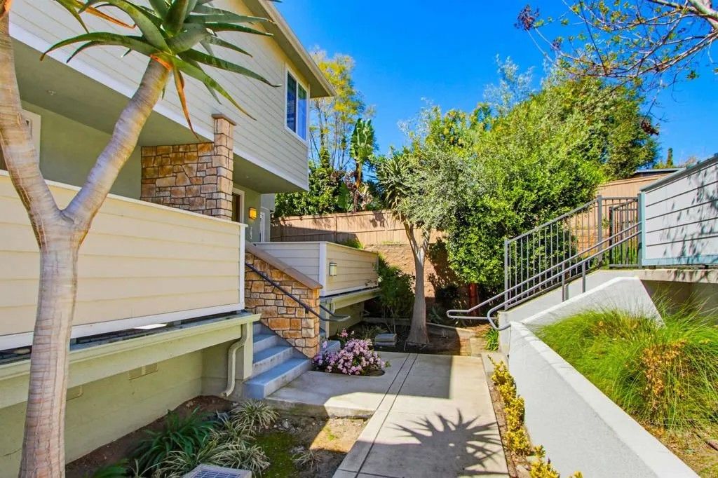 Photo of 782 Trunorth Circle, Escondido, CA 92026 (MLS # NDP2602438)