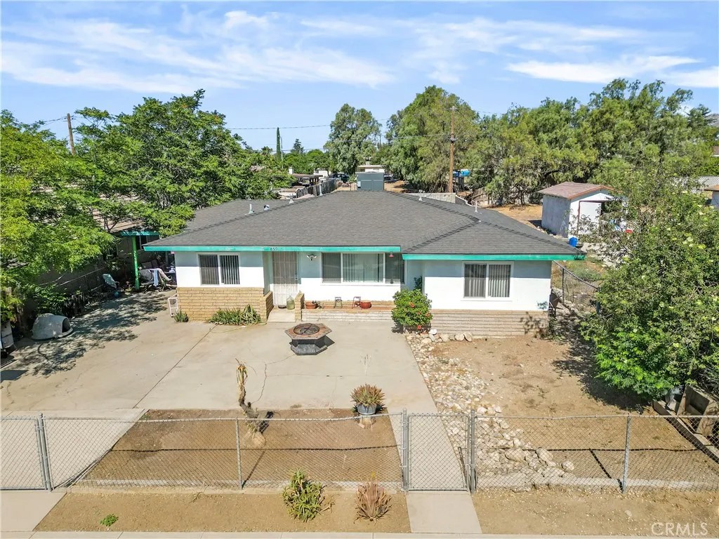859 N Allen
