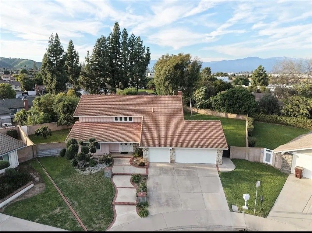 Photo of 15367 Calle Corta, Hacienda Heights, CA 91745 (MLS # TR26047115)