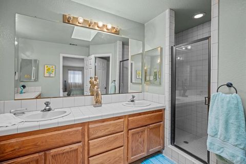 Tiny photo for 7982 Lemon Cir, La Mesa, CA 91941 (MLS # 250042269)