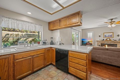 Tiny photo for 7982 Lemon Cir, La Mesa, CA 91941 (MLS # 250042269)