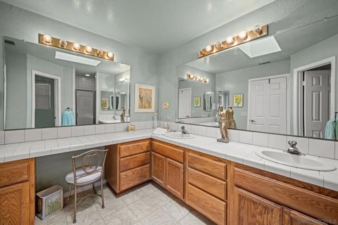 Tiny photo for 7982 Lemon Cir, La Mesa, CA 91941 (MLS # 250042269)