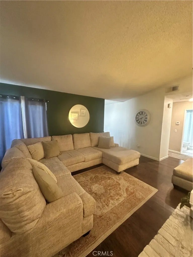 4974 Vail
