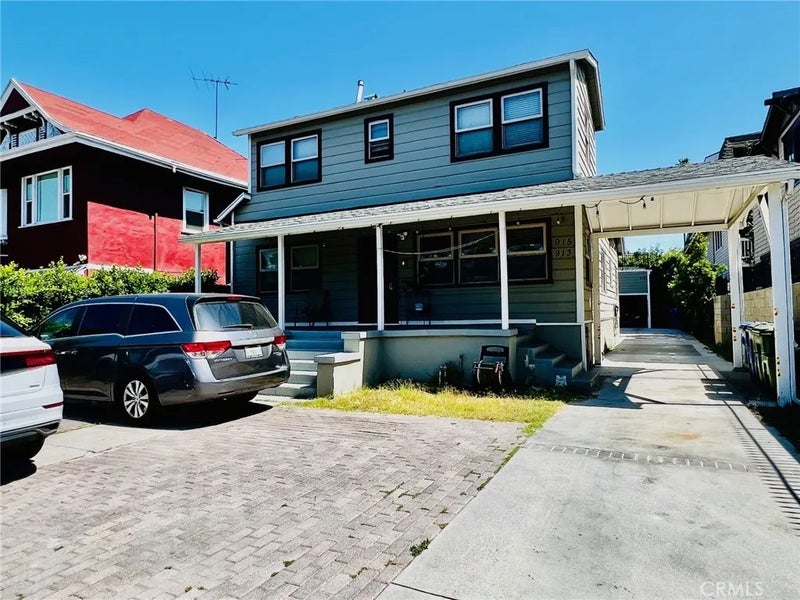 915 W 21st