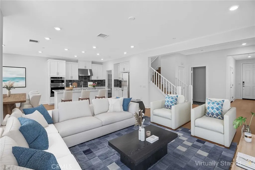 475 Citrus Oak Road