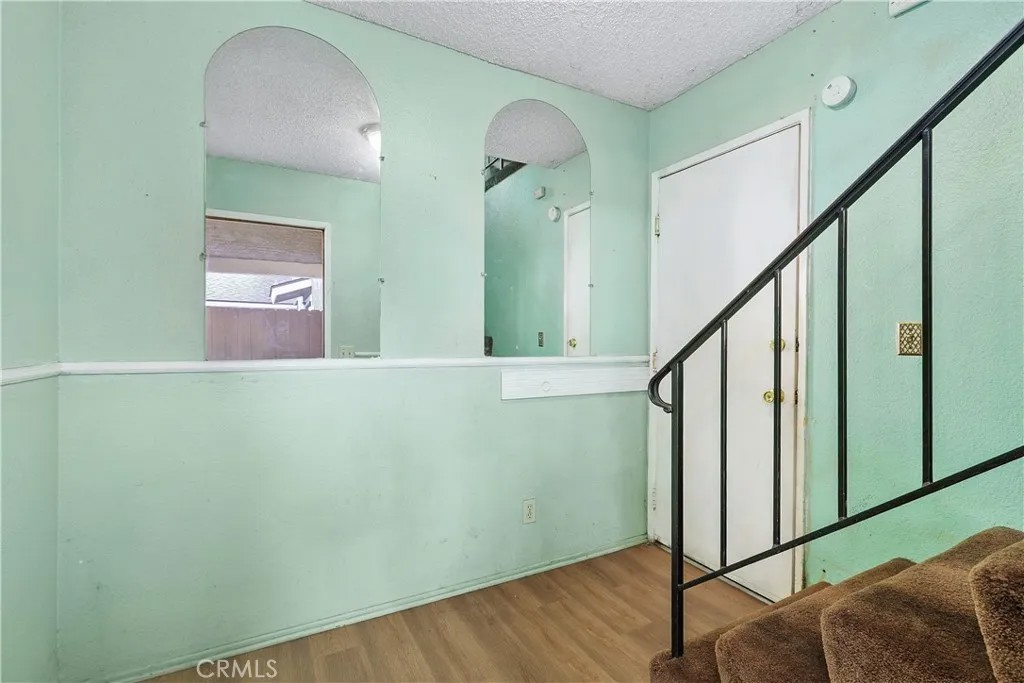 3088 Gladstone Street 4