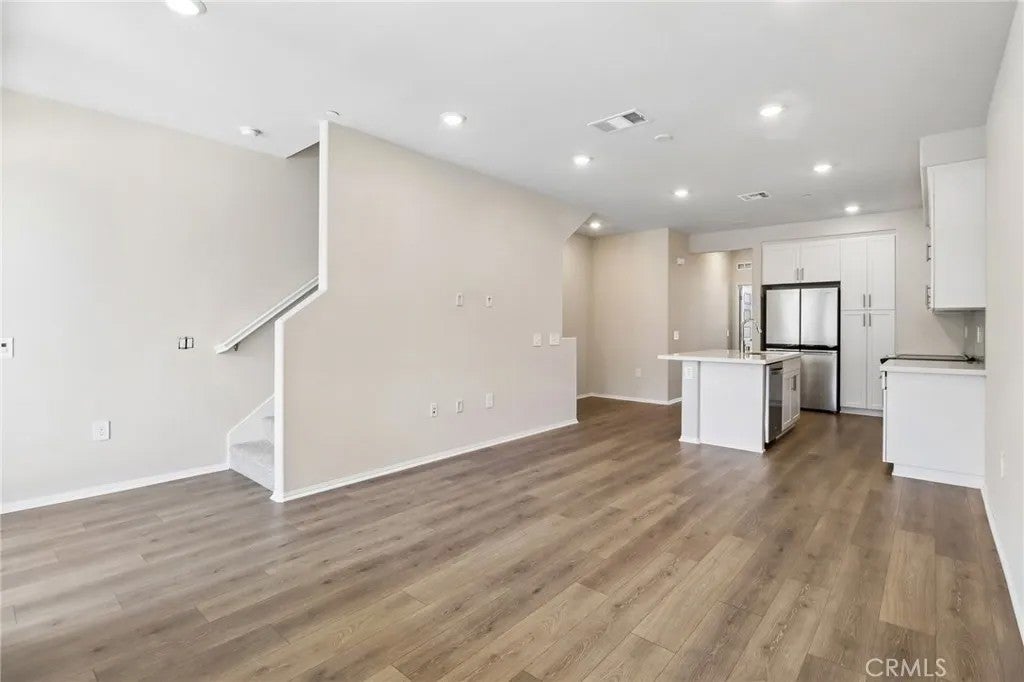 567 Toledo Way