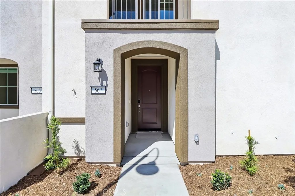 567 Toledo Way